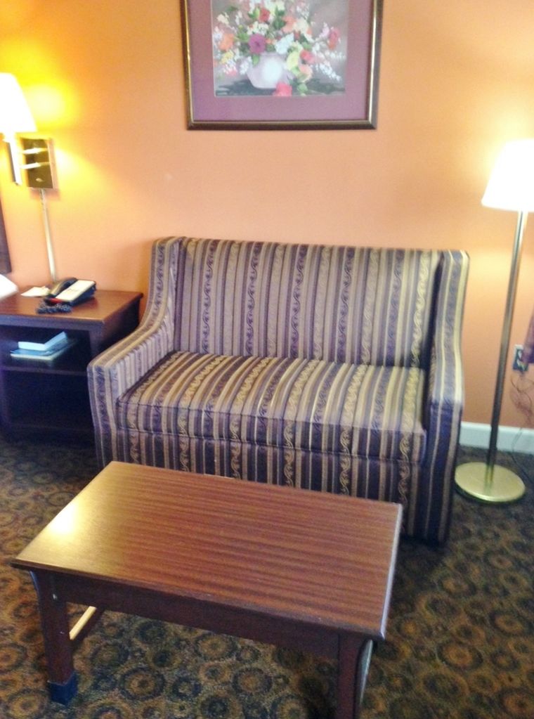 Americas Best Value Inn And Suites Greenwood Room photo