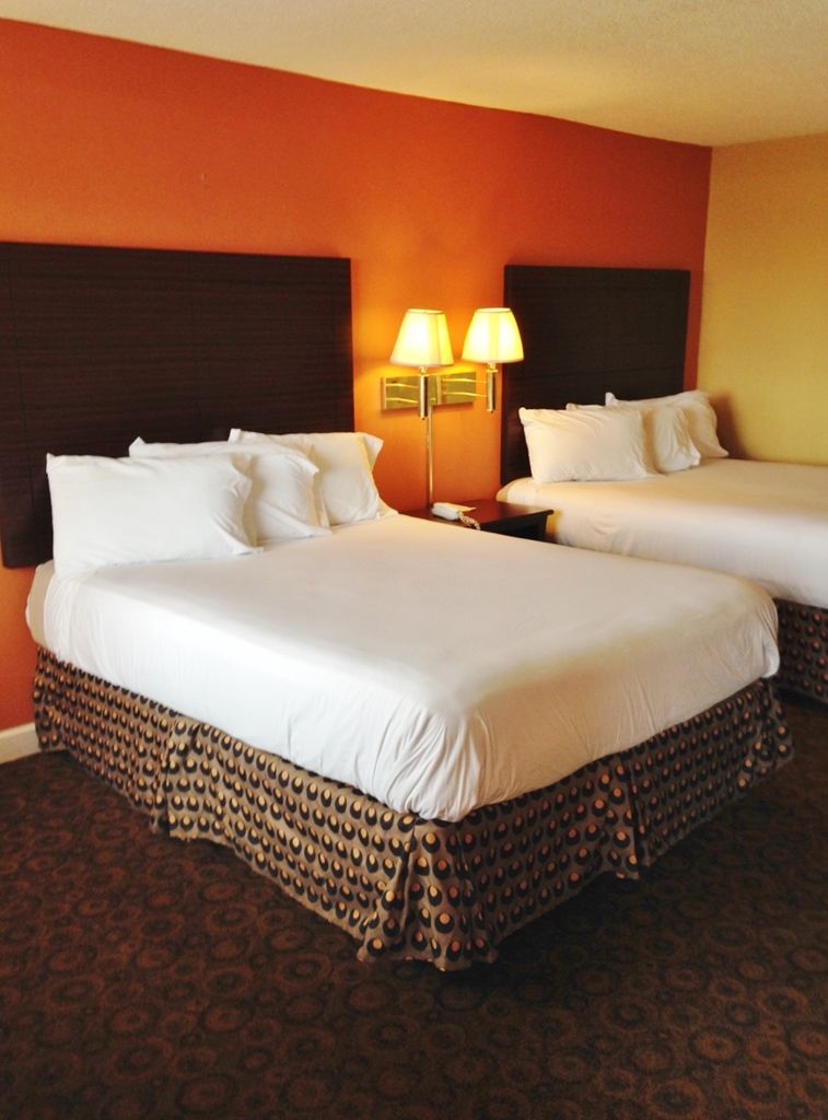 Americas Best Value Inn And Suites Greenwood Room photo